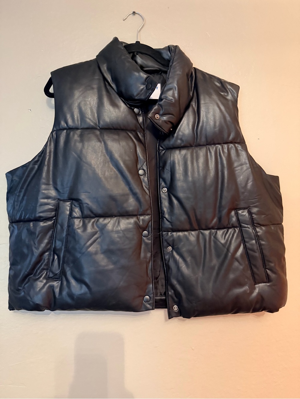 Black Quilted Puffer Vest - Womens Cropped Sleeveless Vest
